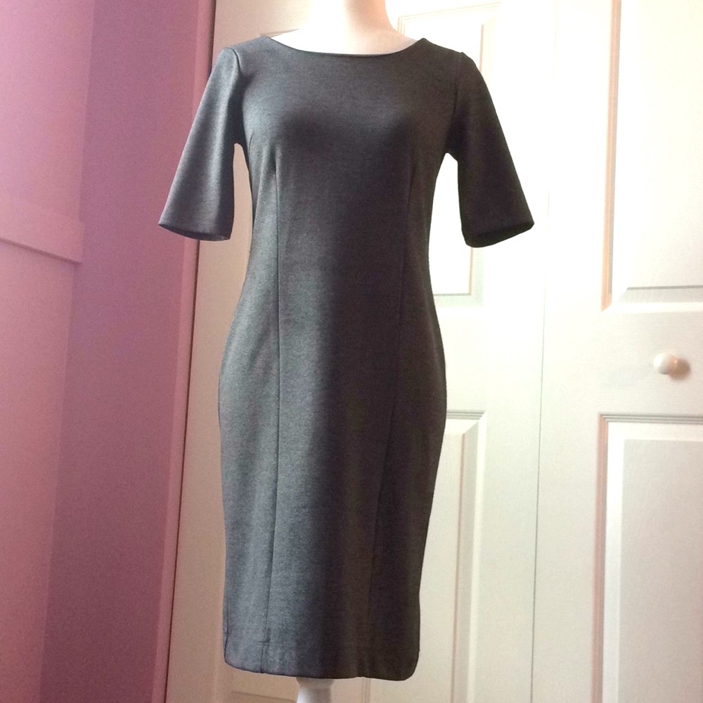 Banana Republic grey dress with v exposed zip